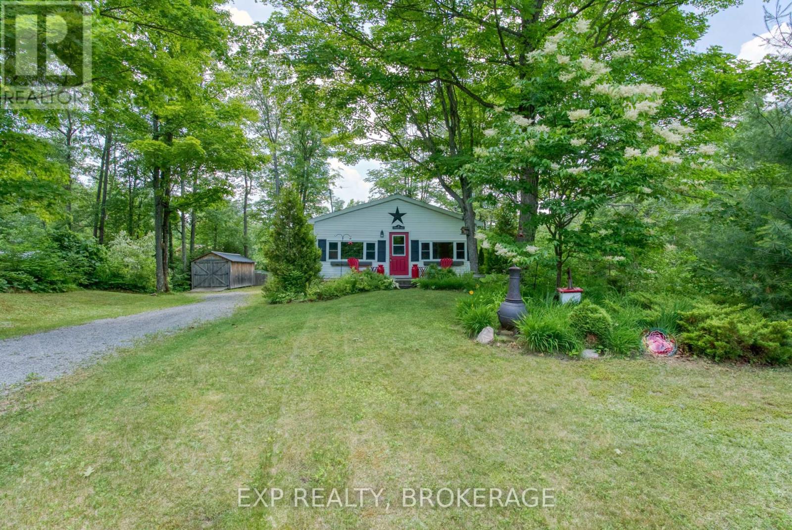 1036 Lakeshore Road, Frontenac (Frontenac Centre), Ontario  K0H 1B0 - Photo 3 - X12361091