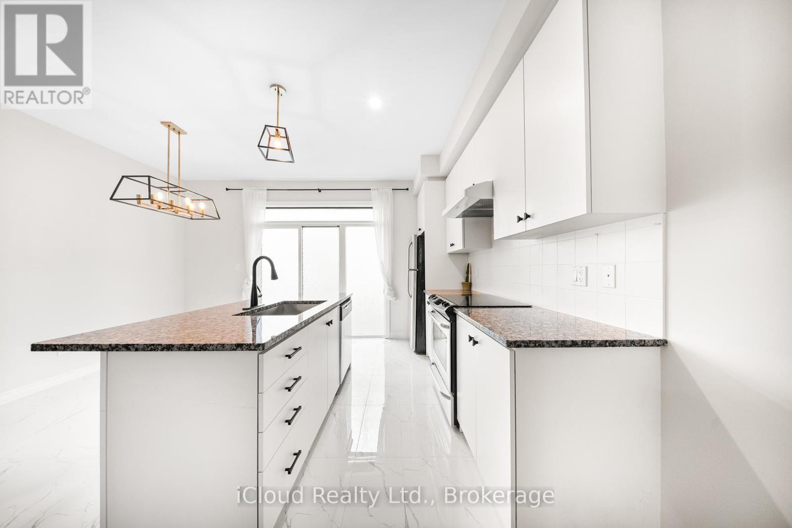 5 - 636 Evans Avenue, Toronto, Ontario  M8W 2W6 - Photo 11 - W12361056