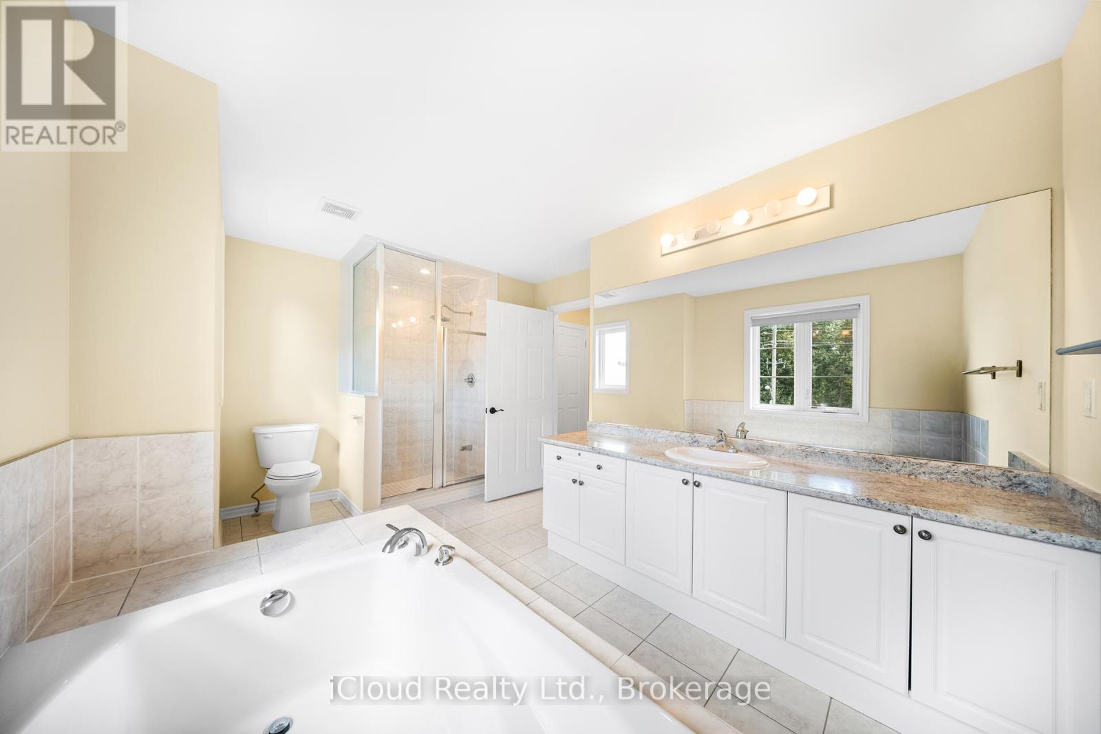 5 - 636 Evans Avenue, Toronto, Ontario  M8W 2W6 - Photo 19 - W12361056