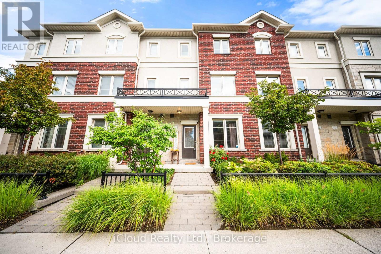 Property at 5 - 636 EVANS AVENUE image 2