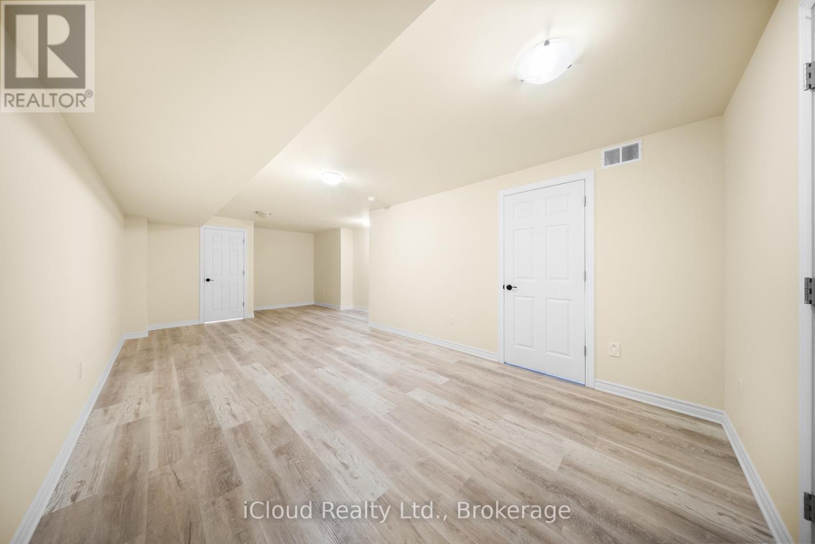 5 - 636 Evans Avenue, Toronto, Ontario  M8W 2W6 - Photo 29 - W12361056