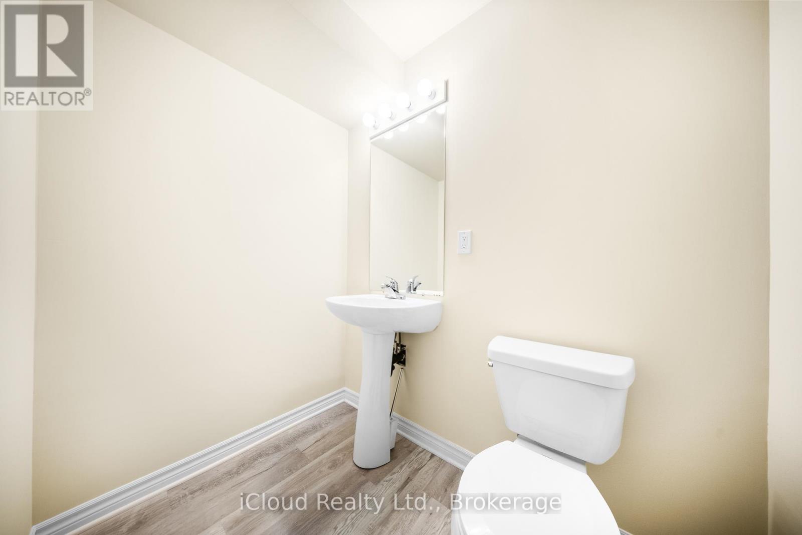 5 - 636 Evans Avenue, Toronto, Ontario  M8W 2W6 - Photo 30 - W12361056
