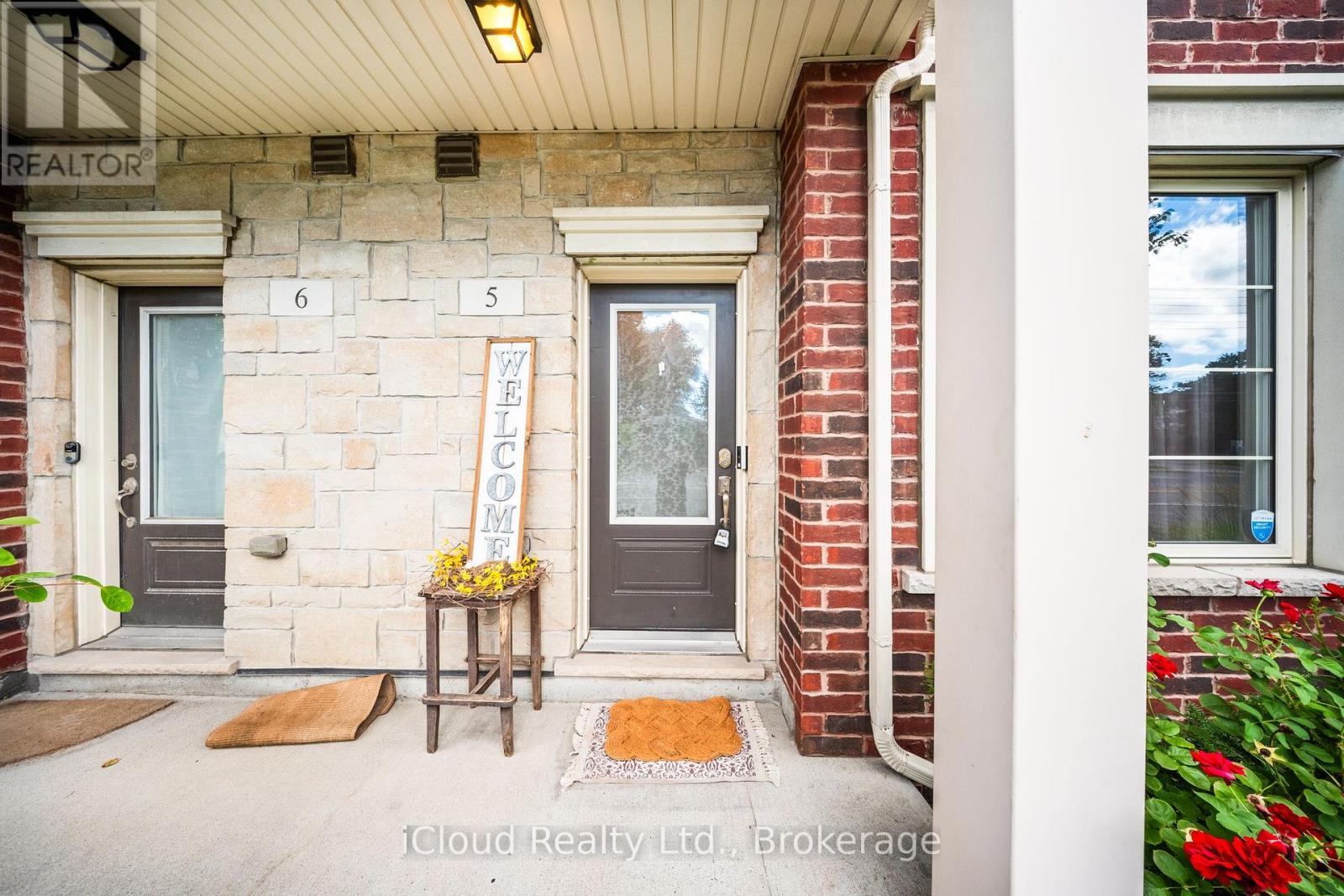 Property at 5 - 636 EVANS AVENUE image 5