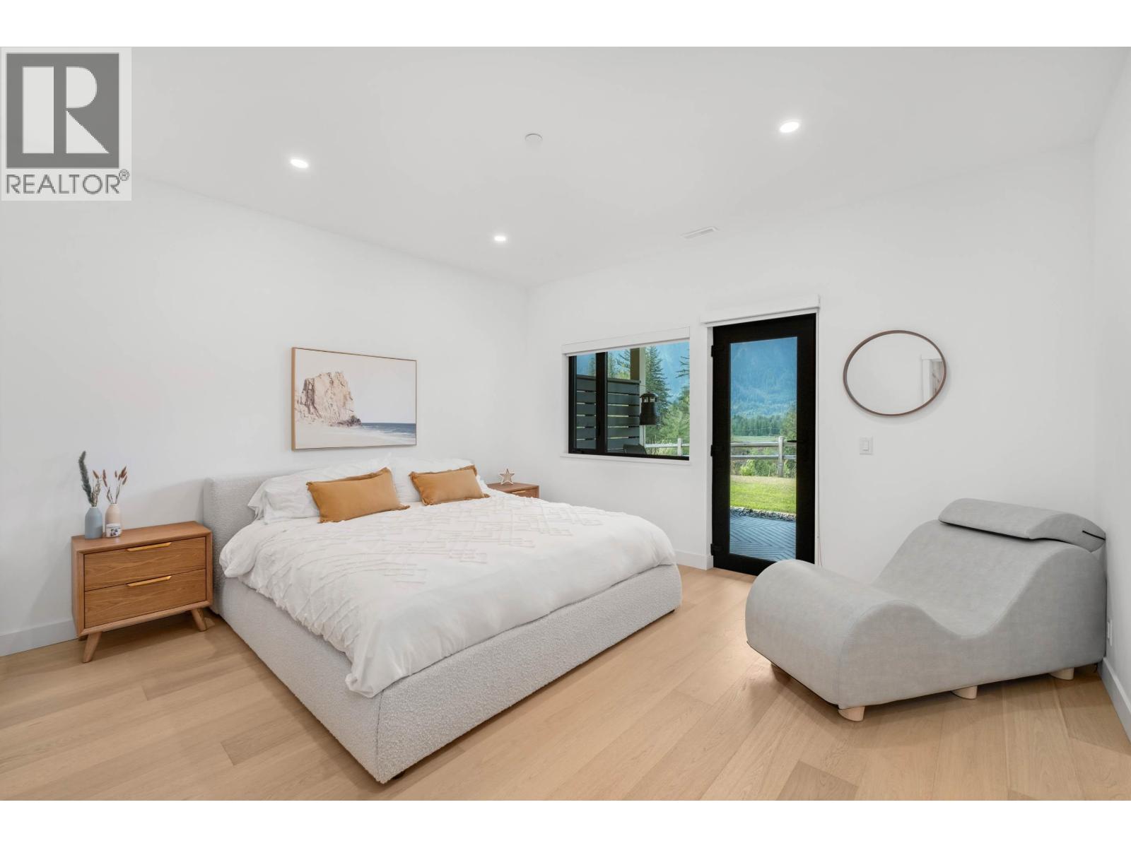 7 4000 Sunstone Way, Pemberton, British Columbia  V0N 2L3 - Photo 17 - R3038456