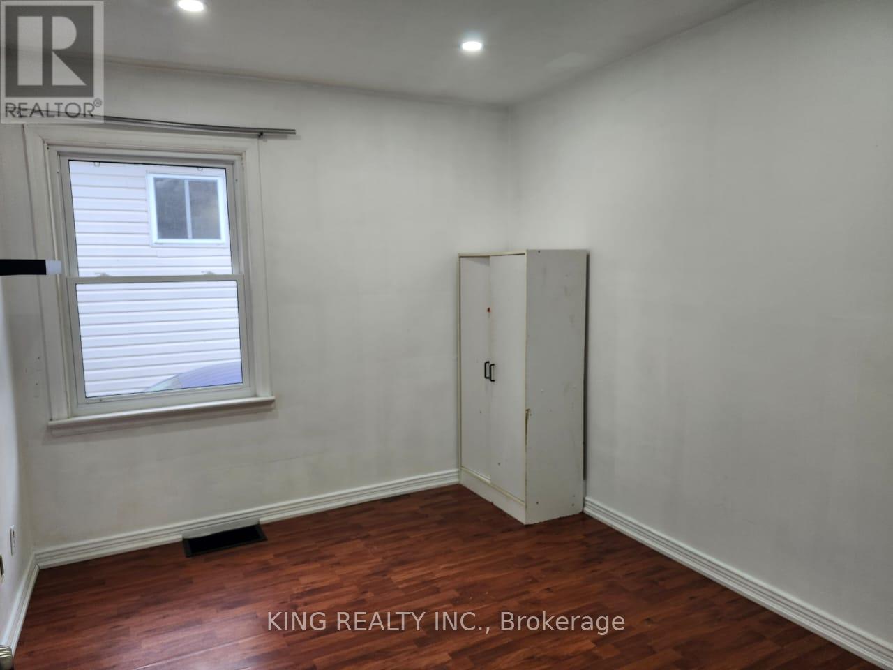 423 Spruce Street, London East, Ontario  N5W 4P2 - Photo 12 - X12361049