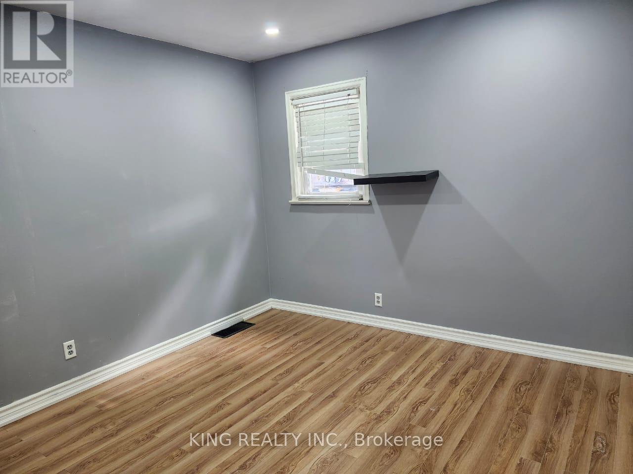 423 Spruce Street, London East, Ontario  N5W 4P2 - Photo 14 - X12361049