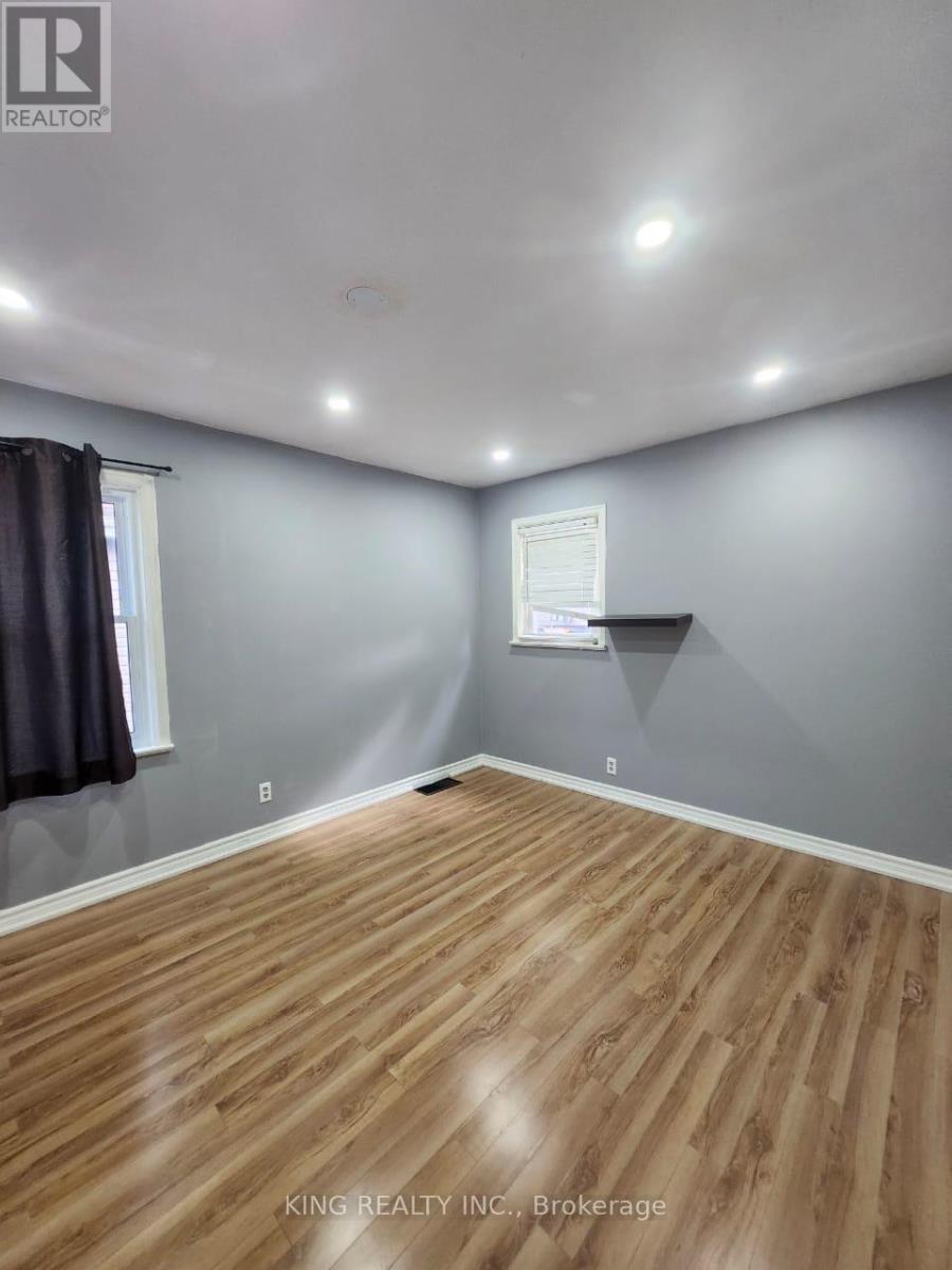 423 Spruce Street, London East, Ontario  N5W 4P2 - Photo 18 - X12361049