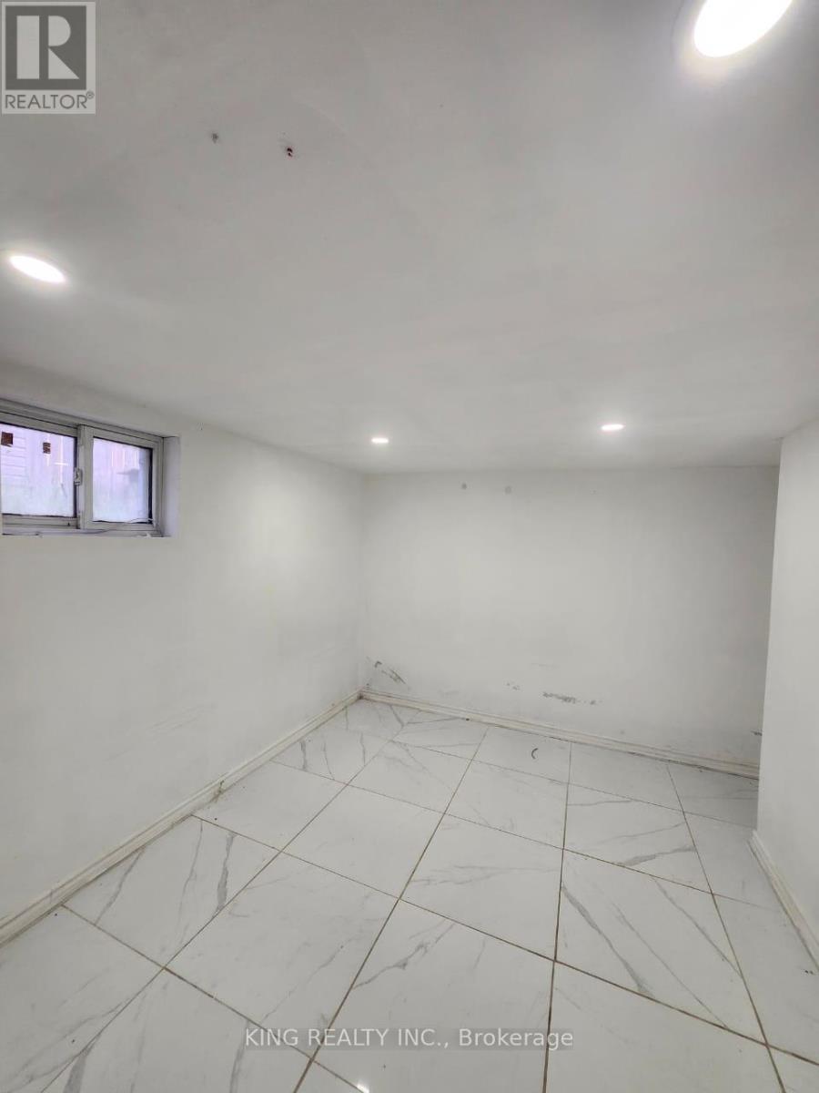 423 Spruce Street, London East, Ontario  N5W 4P2 - Photo 25 - X12361049