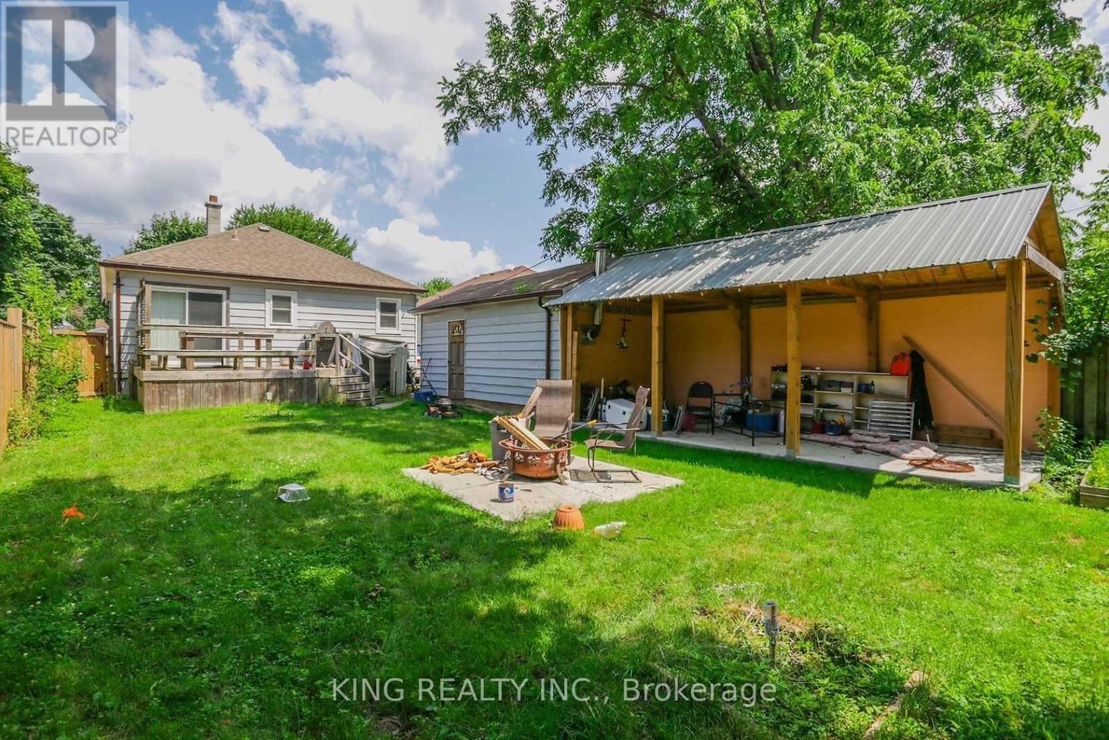 423 Spruce Street, London East, Ontario  N5W 4P2 - Photo 32 - X12361049