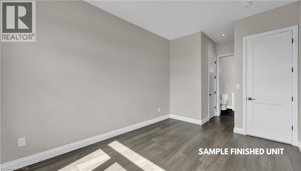 920 Garden Court Crescent, Woodstock, Ontario  N4T 0A3 - Photo 12 - 40761029