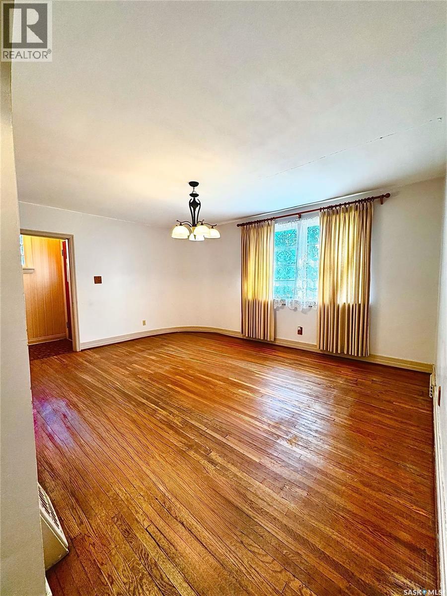 1039 Main Street, Saskatoon, Saskatchewan  S7H 0K8 - Photo 2 - SK016437