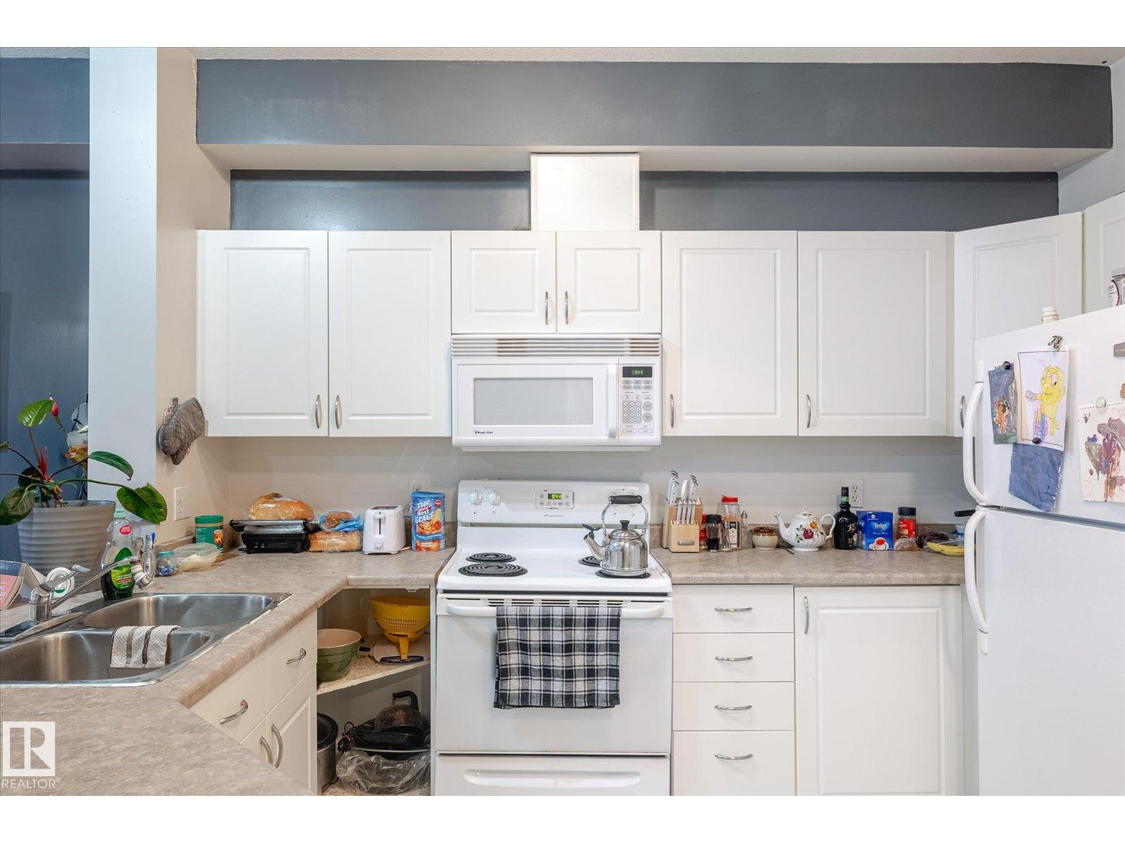 #224 4304 139 Av Nw, Edmonton, Alberta  T5Y 2Y2 - Photo 8 - E4454465