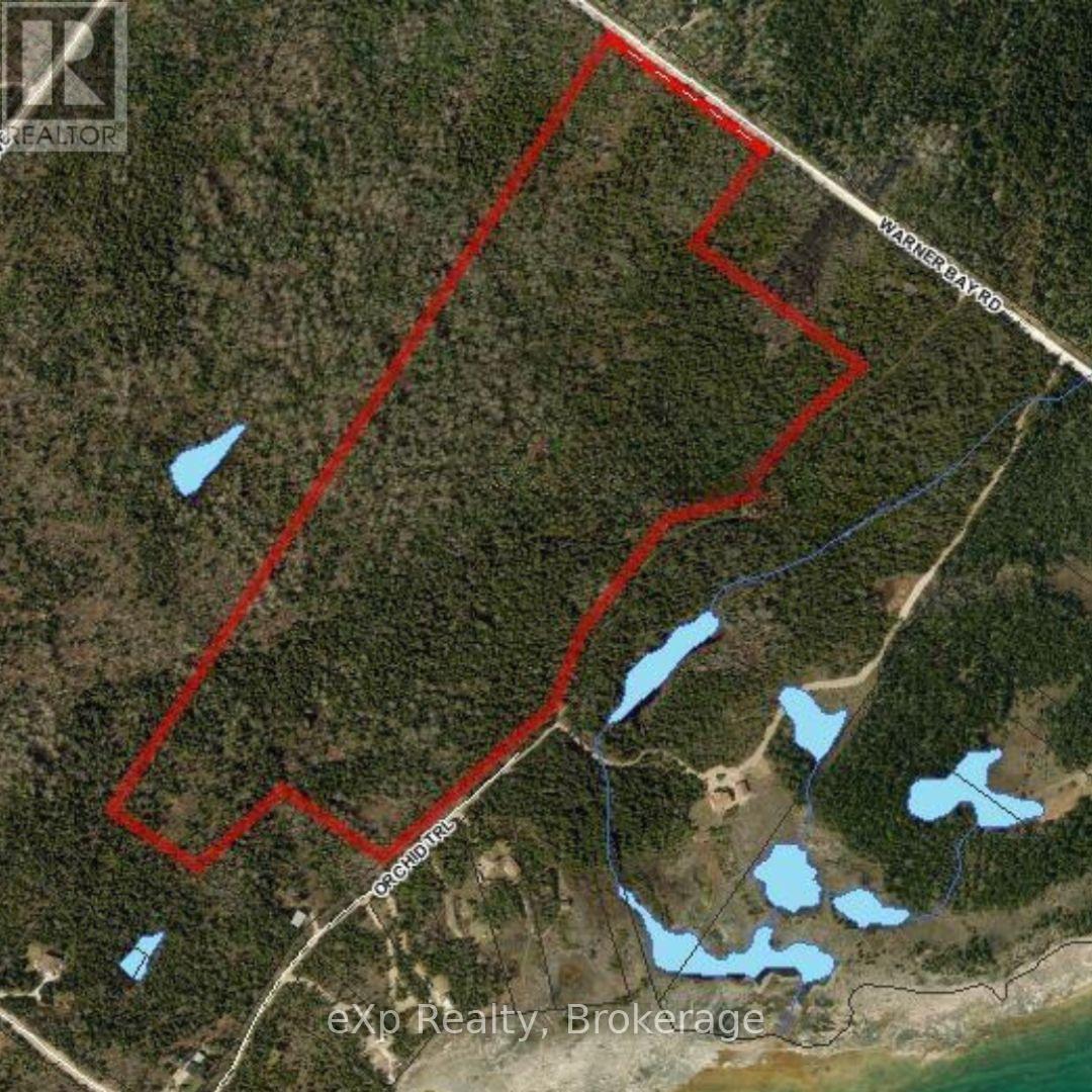 512 Warner Bay Road, Northern Bruce Peninsula, Ontario  N0H 2R0 - Photo 2 - X12106104