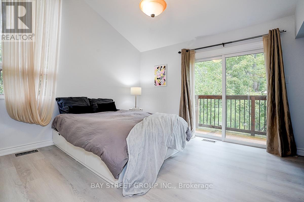 8 Waterbend Drive, Georgina (Keswick South), Ontario  L4P 2S2 - Photo 22 - N12361098