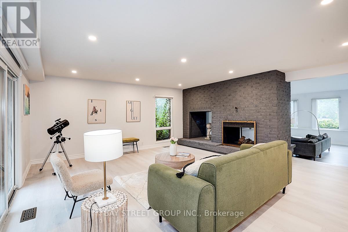 8 Waterbend Drive, Georgina (Keswick South), Ontario  L4P 2S2 - Photo 28 - N12361098