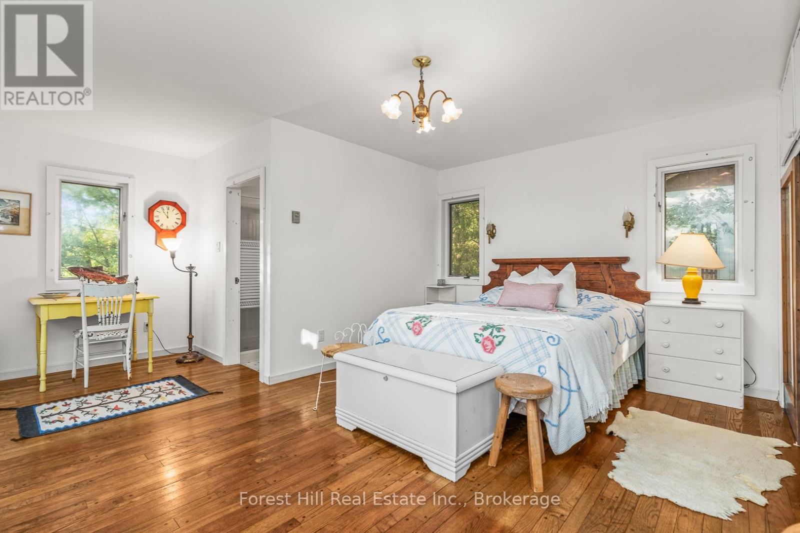 2611 Highway 35, Lake Of Bays, Ontario  P0A 1E0 - Photo 16 - X12361104
