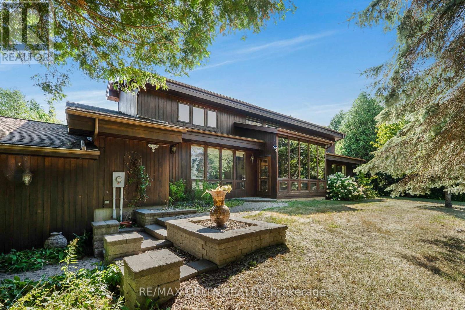 23 BELMONT STREET NW, Champlain, Ontario