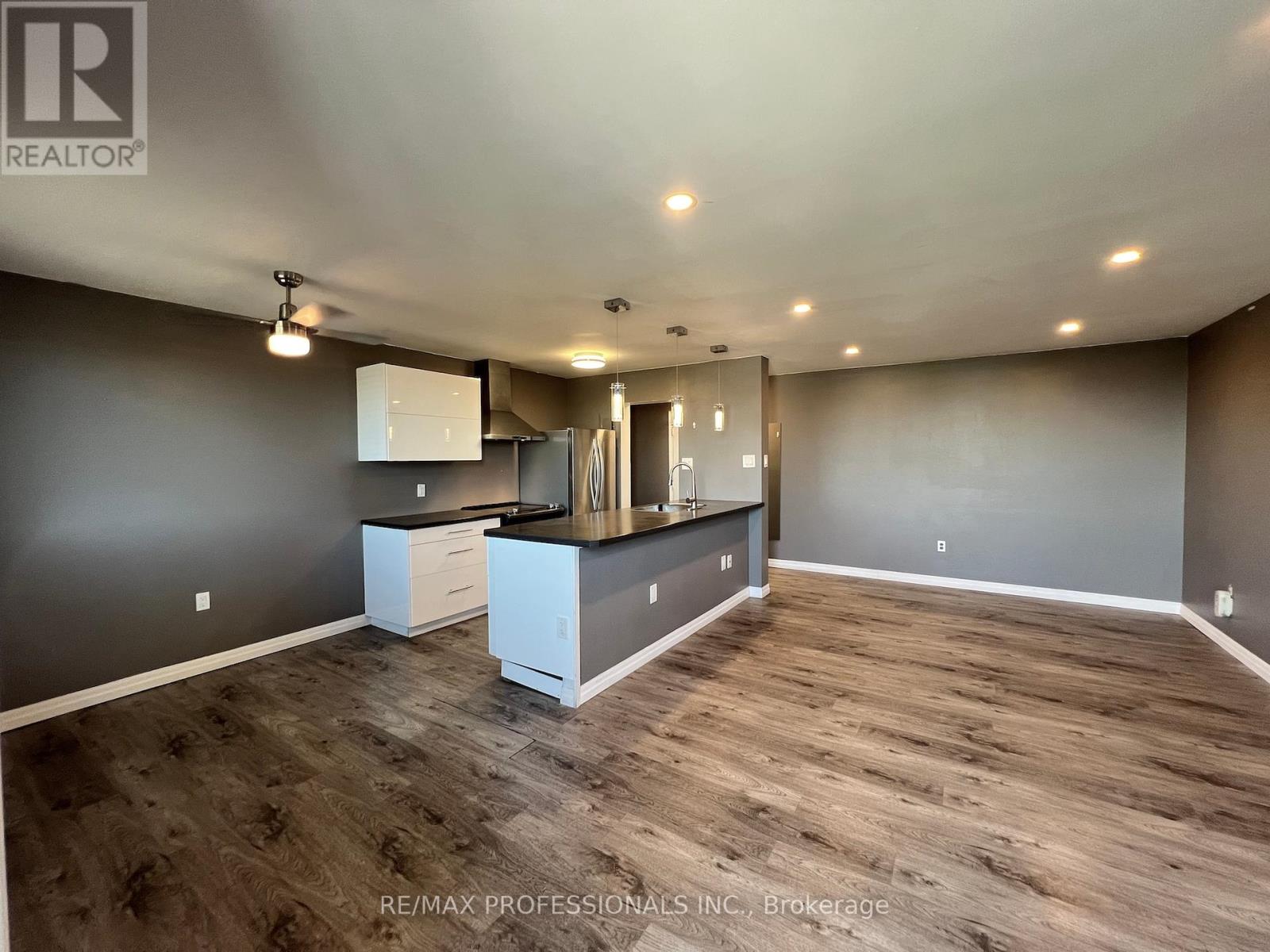601 - 1102 Jalna Boulevard, London South, Ontario  N6E 1X8 - Photo 10 - X12361078