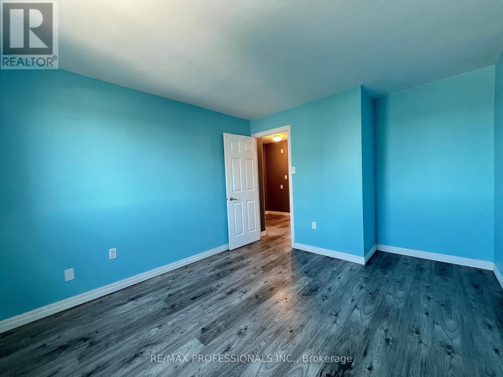 601 - 1102 Jalna Boulevard, London South, Ontario  N6E 1X8 - Photo 25 - X12361078