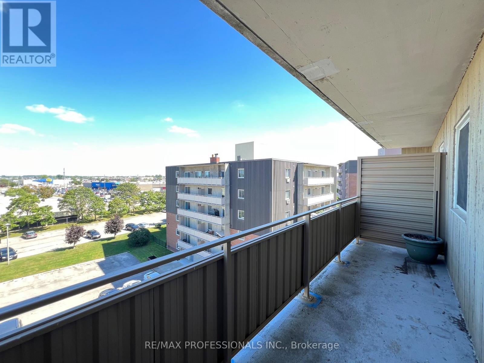601 - 1102 Jalna Boulevard, London South, Ontario  N6E 1X8 - Photo 28 - X12361078