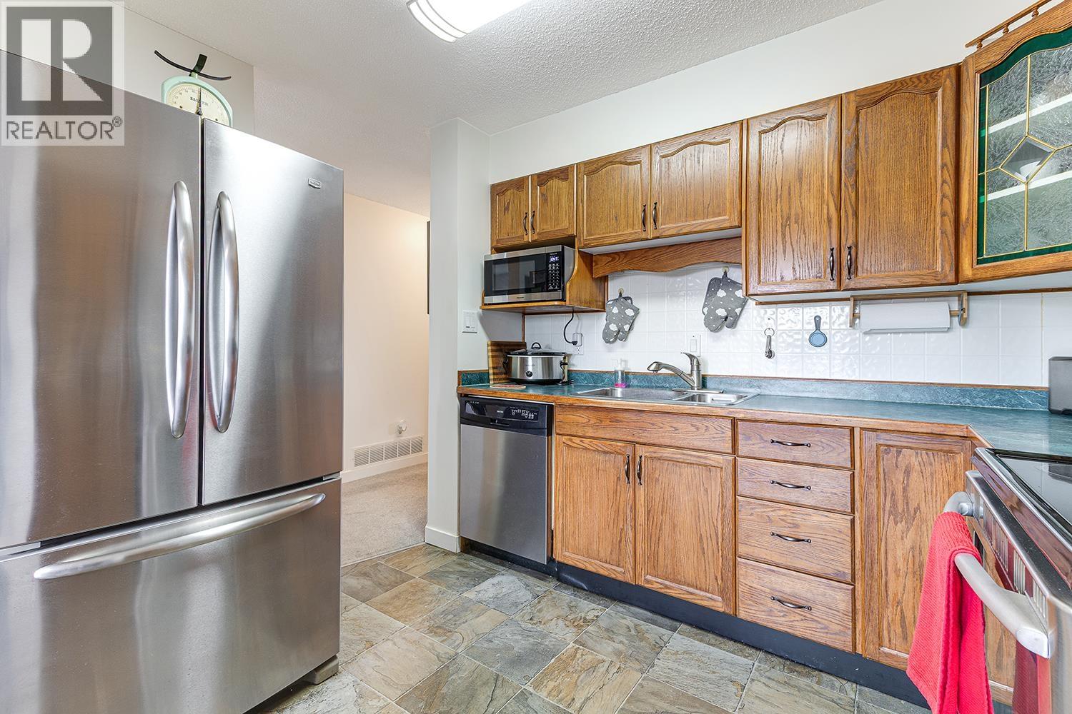 1951 Austin Avenue, Coquitlam, British Columbia  V3K 3R5 - Photo 11 - R3039924