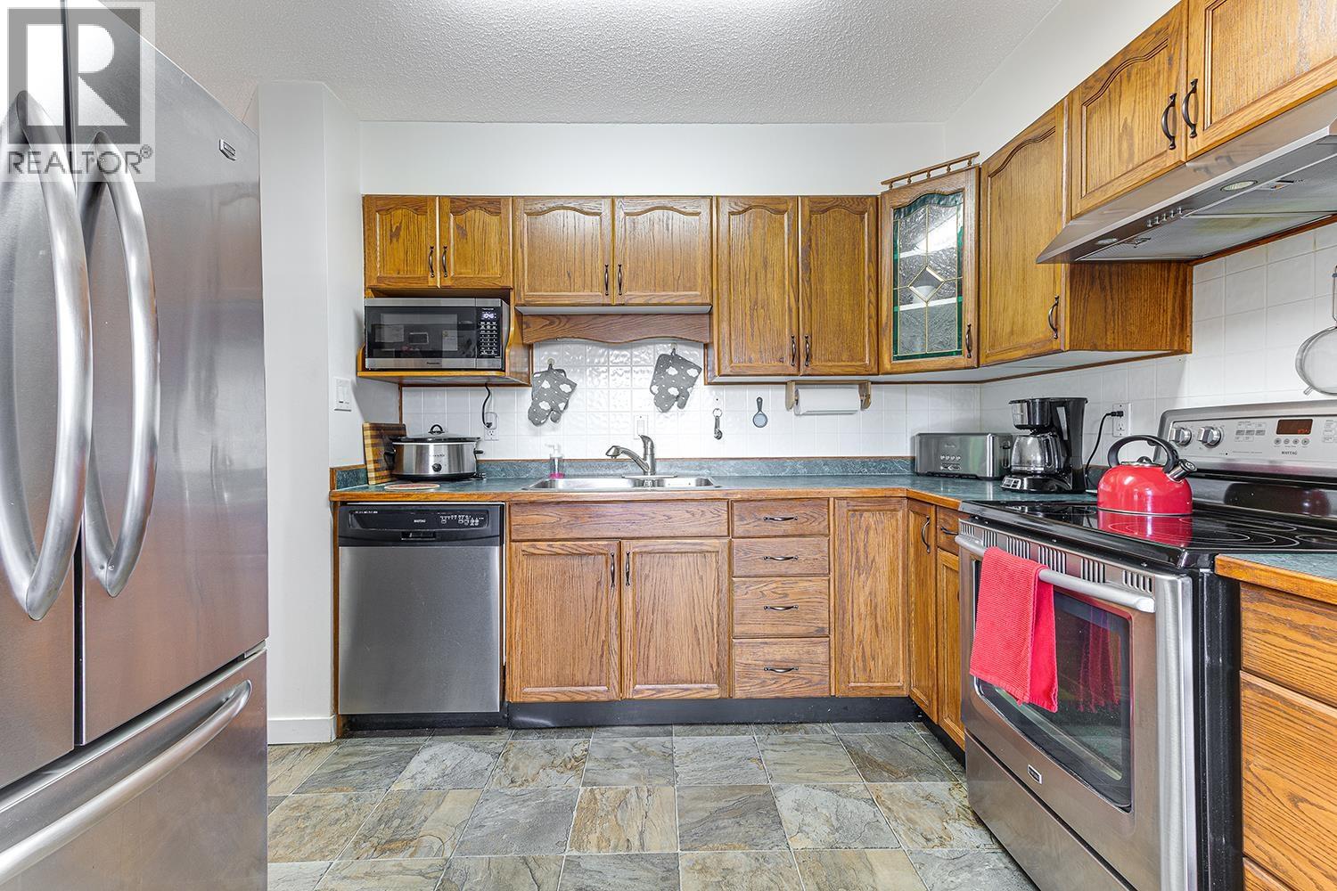 1951 Austin Avenue, Coquitlam, British Columbia  V3K 3R5 - Photo 12 - R3039924