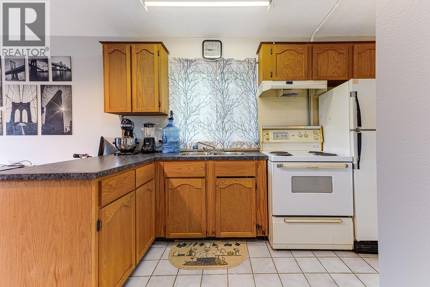 1951 Austin Avenue, Coquitlam, British Columbia  V3K 3R5 - Photo 30 - R3039924