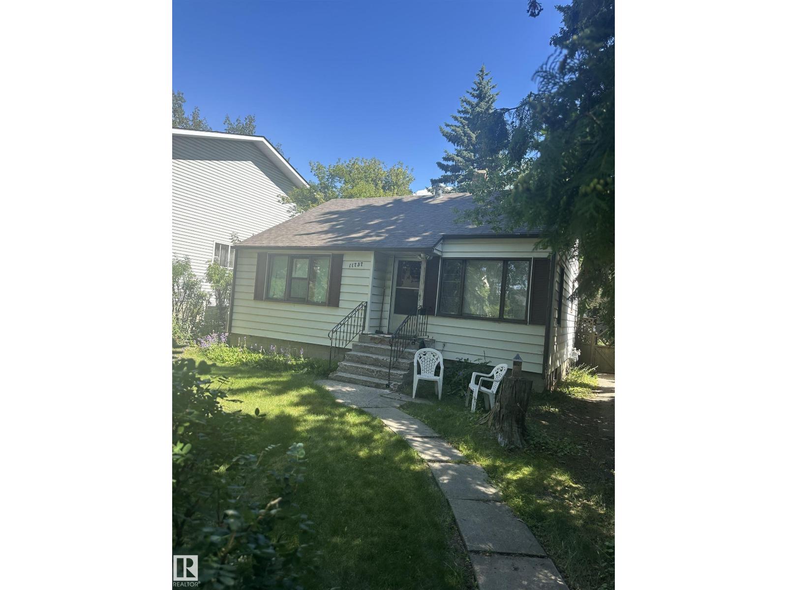Property at 11737 125 ST NW image 1