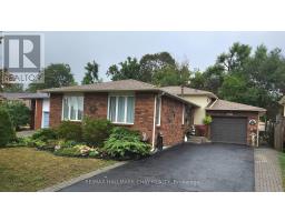 114 CHIEFTAIN CRESCENT, Barrie, Ontario