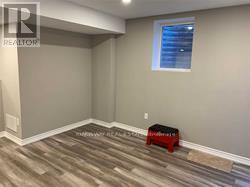 85 Livingston Road, Milton, Ontario  L9T 6J7 - Photo 4 - W12361115