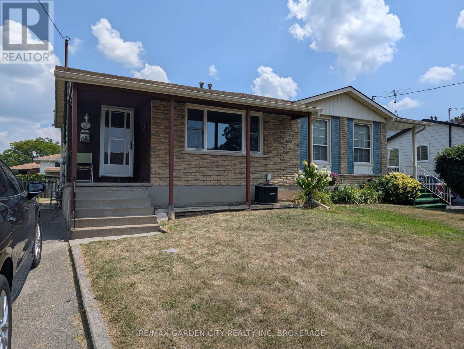62 Allan Drive, St. Catharines, Ontario  L2N 1E9 - Photo 2 - X12361151
