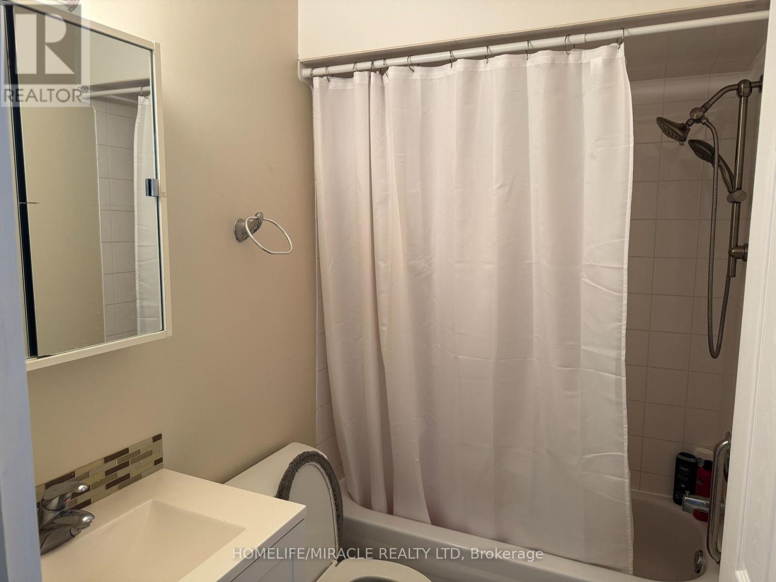40 St. Charles Street, Belleville, Ontario  K8P 2V8 - Photo 20 - X12361117