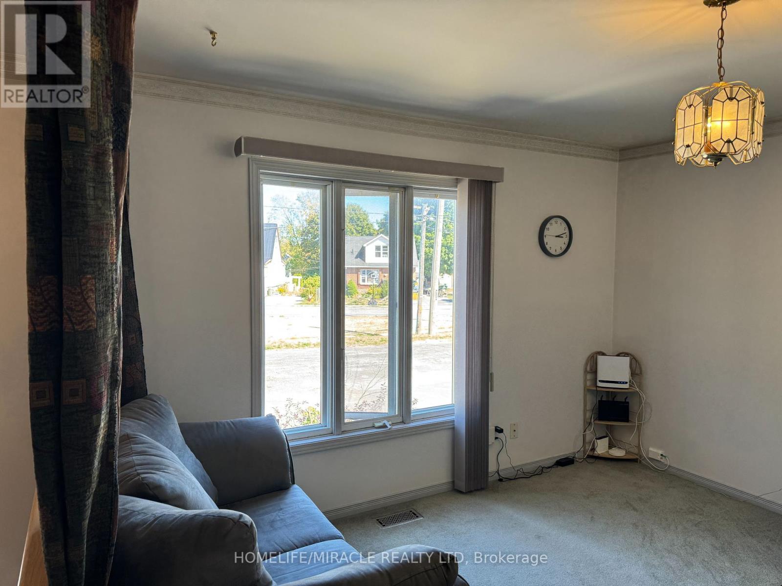 40 St. Charles Street, Belleville, Ontario  K8P 2V8 - Photo 24 - X12361117