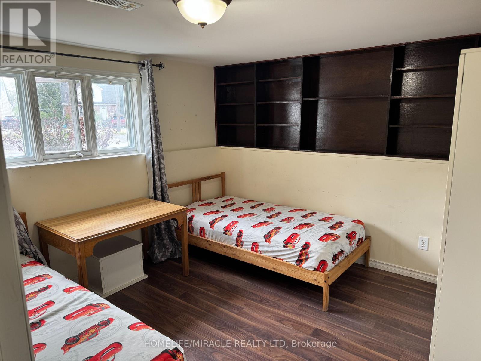 40 St. Charles Street, Belleville, Ontario  K8P 2V8 - Photo 28 - X12361117