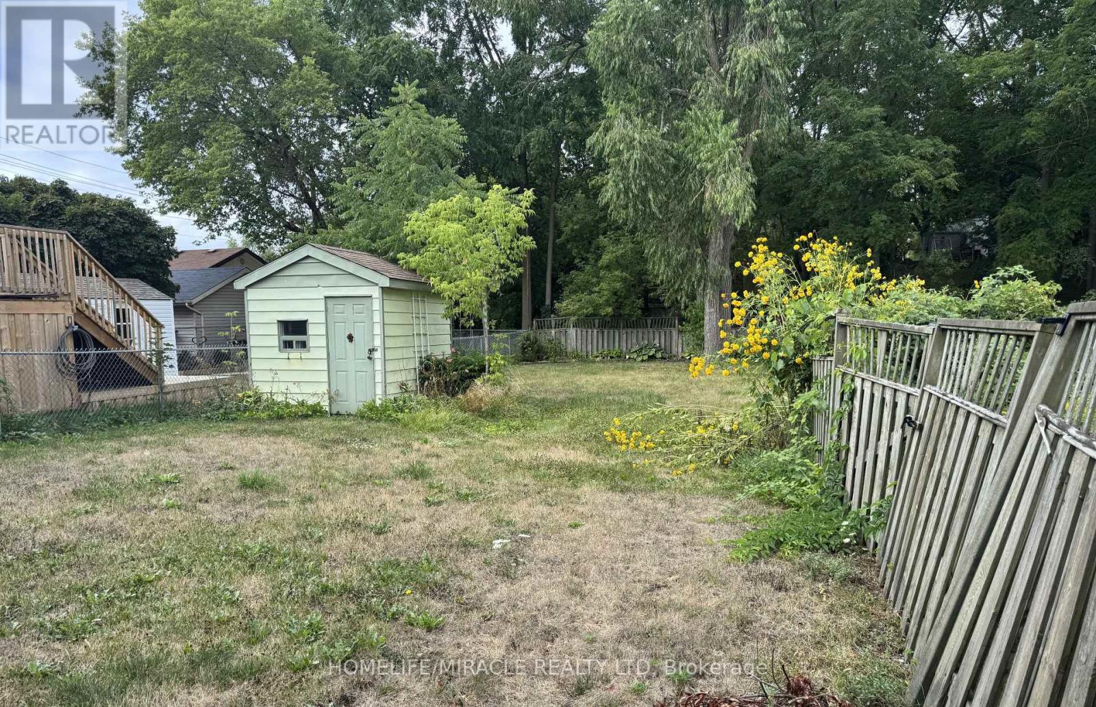 40 St. Charles Street, Belleville, Ontario  K8P 2V8 - Photo 39 - X12361117
