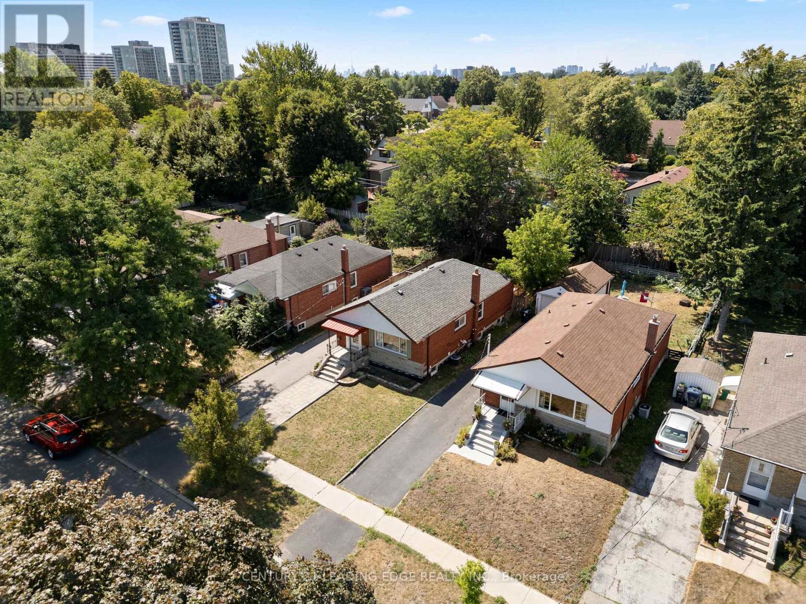 88 Canlish Road, Toronto (Dorset Park), Ontario  M1P 1S9 - Photo 6 - E12361155