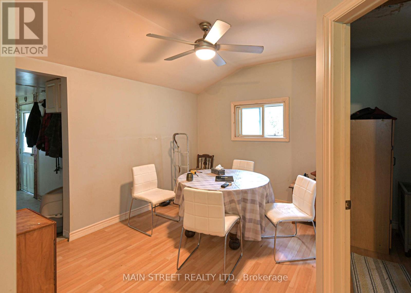 6583 Pioneer Village Lane, Ramara, Ontario  L0K 1W0 - Photo 18 - S12361149