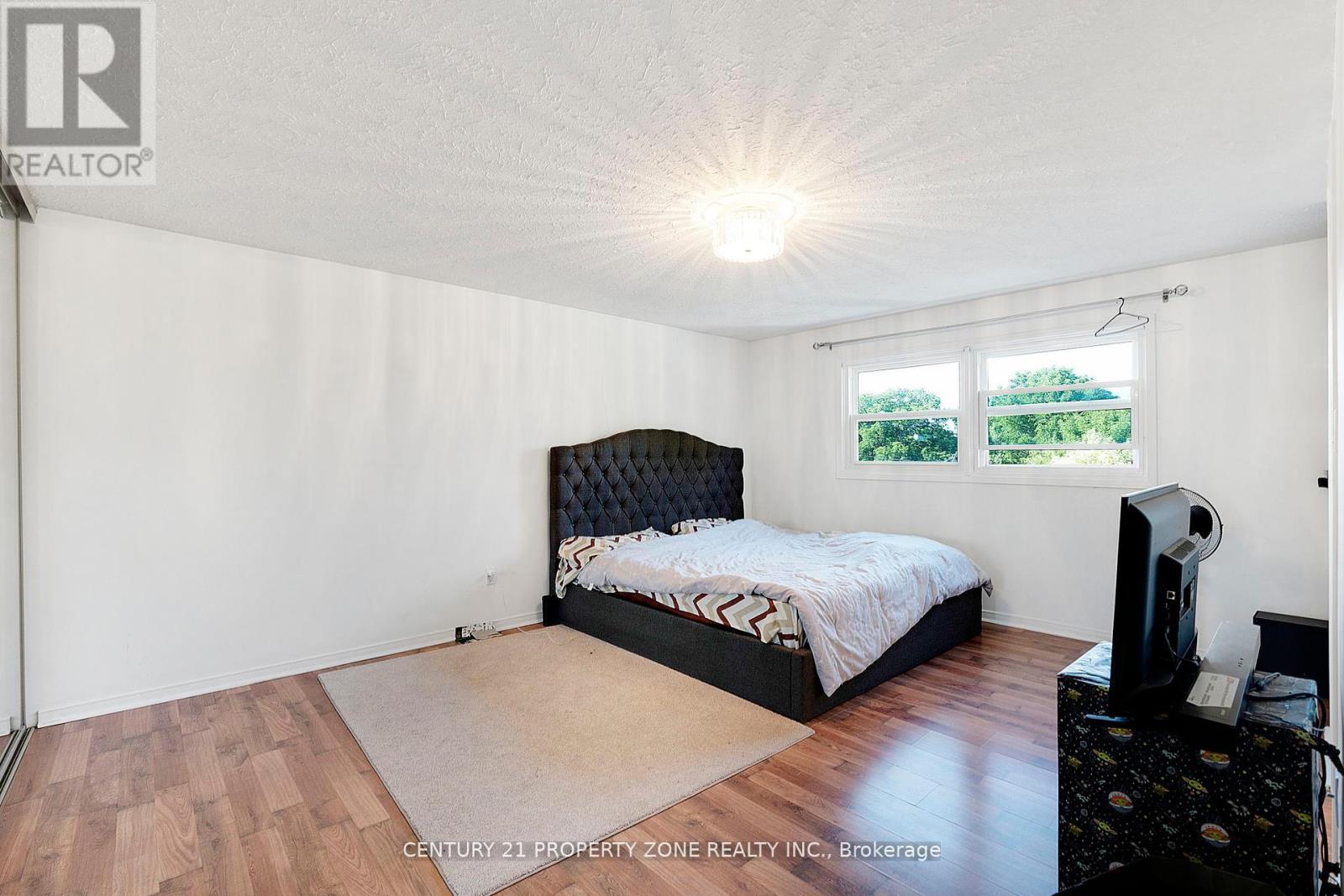 22 A John Street W, Orangeville, Ontario  L9W 2P1 - Photo 15 - W12346422