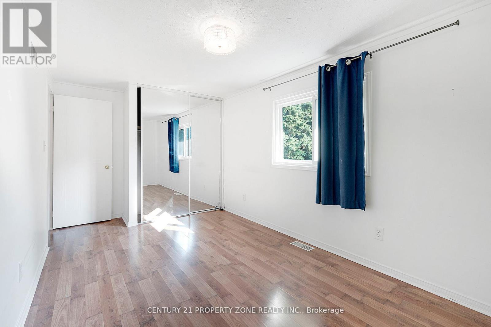 22 A John Street W, Orangeville, Ontario  L9W 2P1 - Photo 16 - W12346422