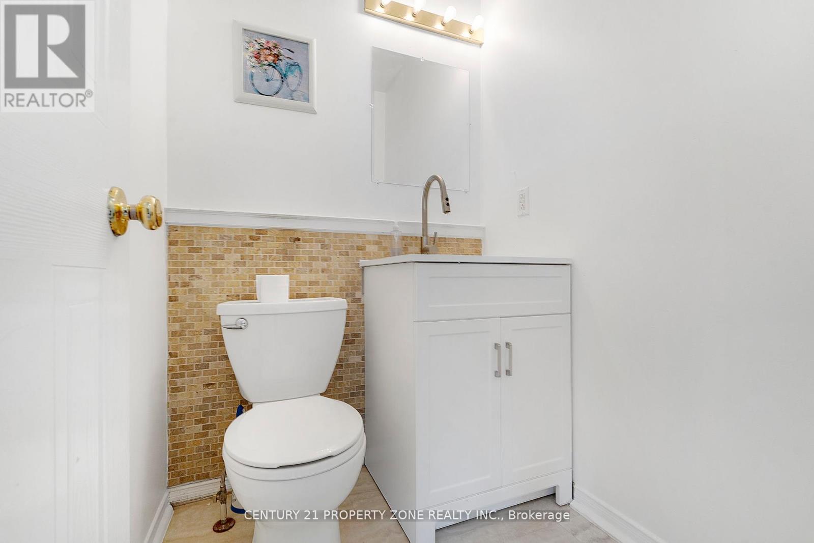 22 A John Street W, Orangeville, Ontario  L9W 2P1 - Photo 20 - W12346422