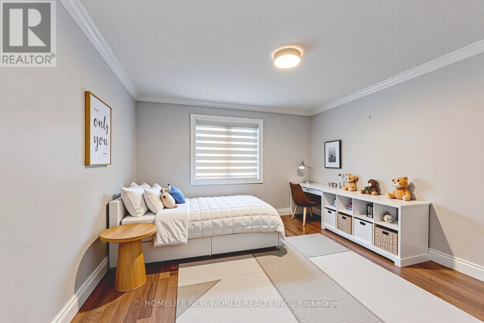 3957 Renfrew Crescent, Mississauga, Ontario  L5L 4J6 - Photo 24 - W12361144