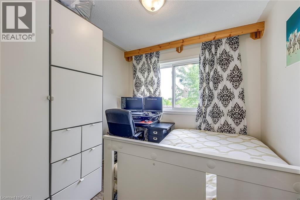 2237 Prescott Place, Burlington, Ontario  L7L 6L3 - Photo 33 - 40762985