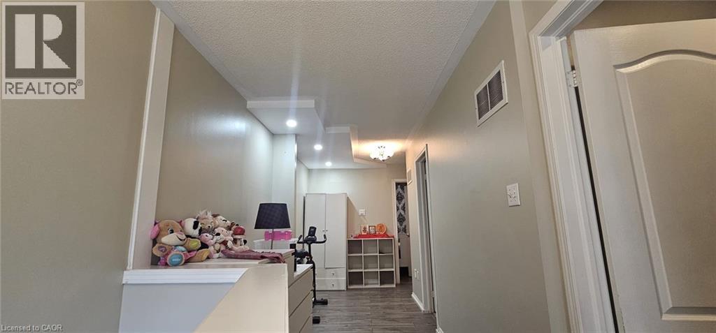 2237 Prescott Place, Burlington, Ontario  L7L 6L3 - Photo 36 - 40762985
