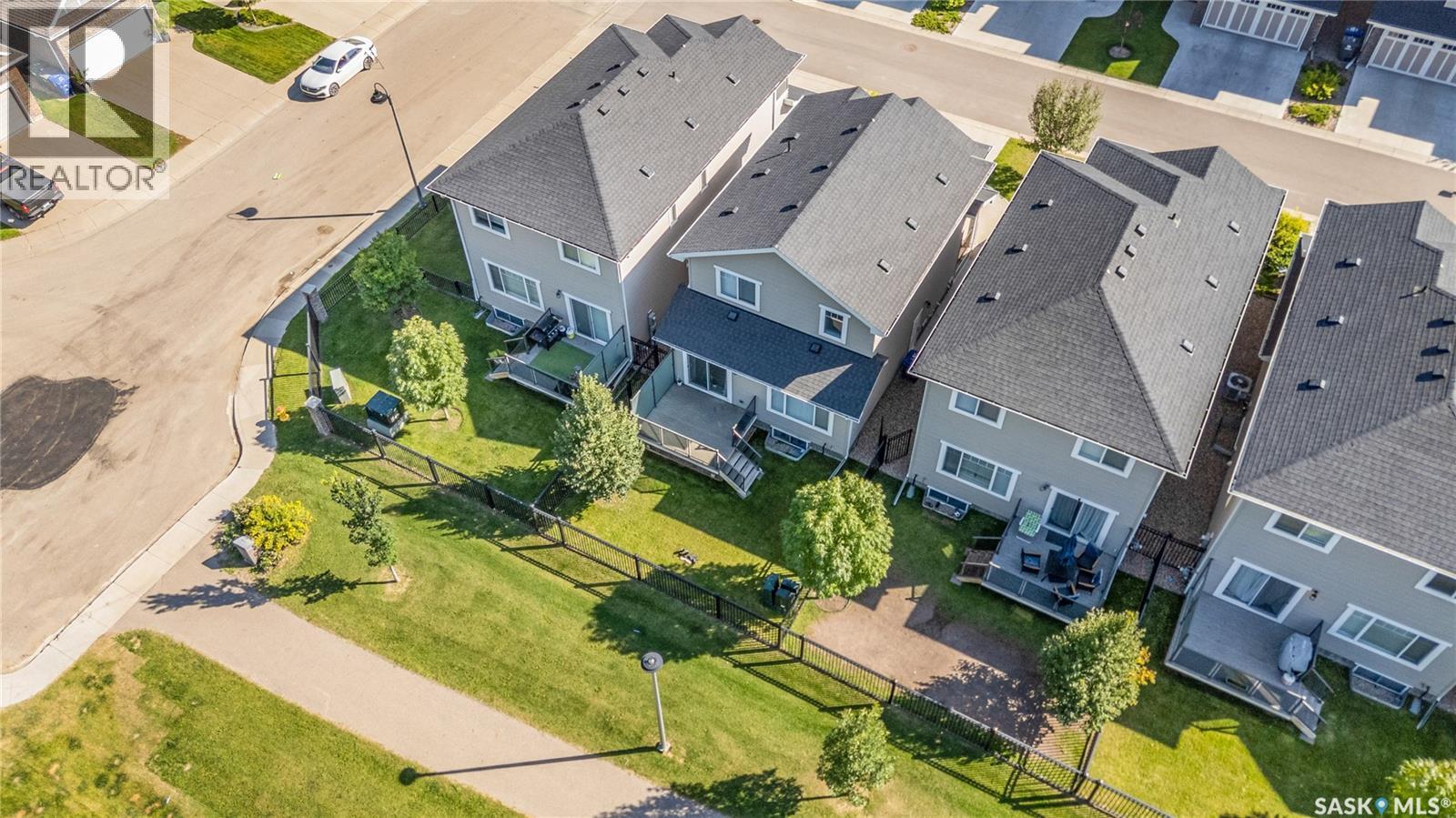 131 315 Dickson Crescent, Saskatoon, Saskatchewan  S7T 0T8 - Photo 2 - SK016452