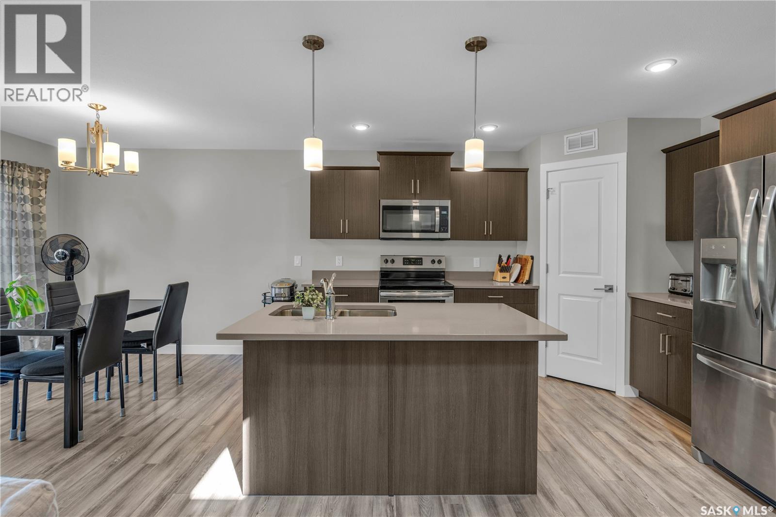 131 315 Dickson Crescent, Saskatoon, Saskatchewan  S7T 0T8 - Photo 6 - SK016452