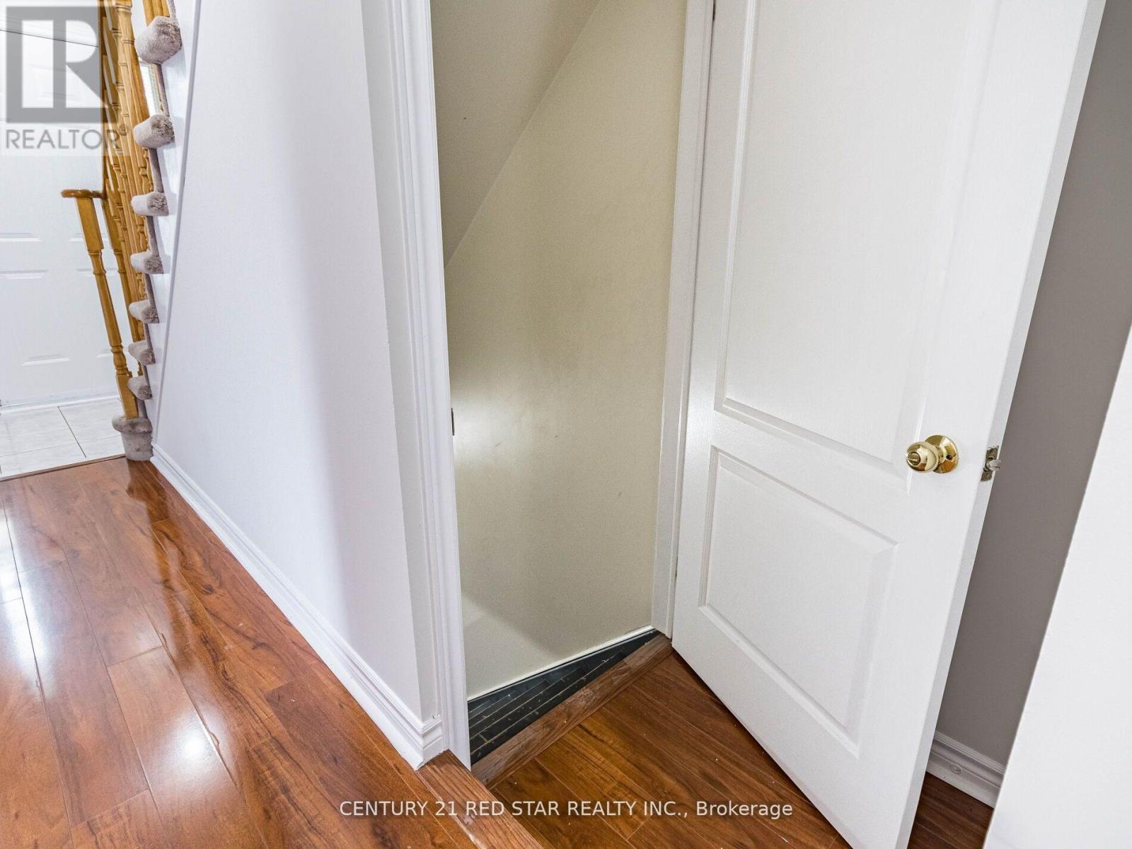 95 Yellow Brick Road, Brampton, Ontario  L6V 4K7 - Photo 37 - W12361176