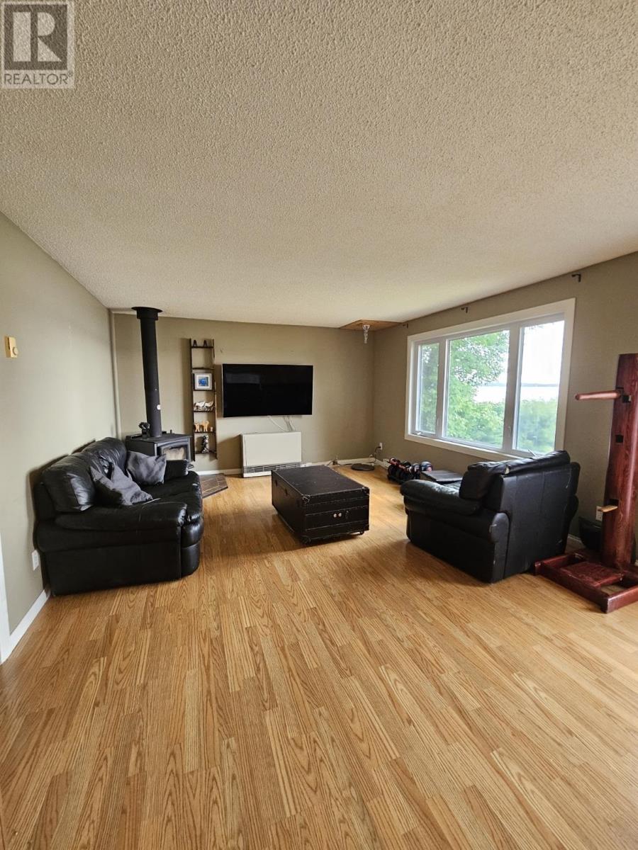 214 Lakeshore Drive, Ignace, Ontario  P0T 1T0 - Photo 10 - TB252512