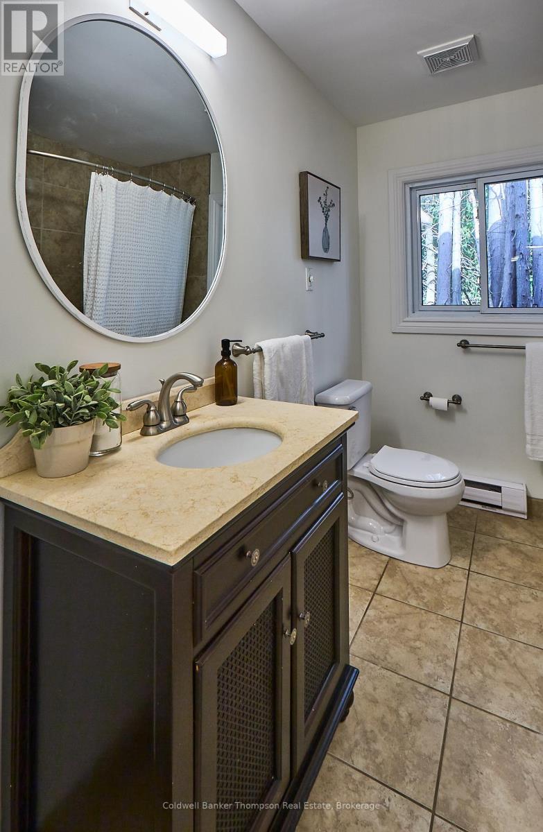 109 Riverside Drive, Huntsville, Ontario  P1H 1R6 - Photo 18 - X12361202