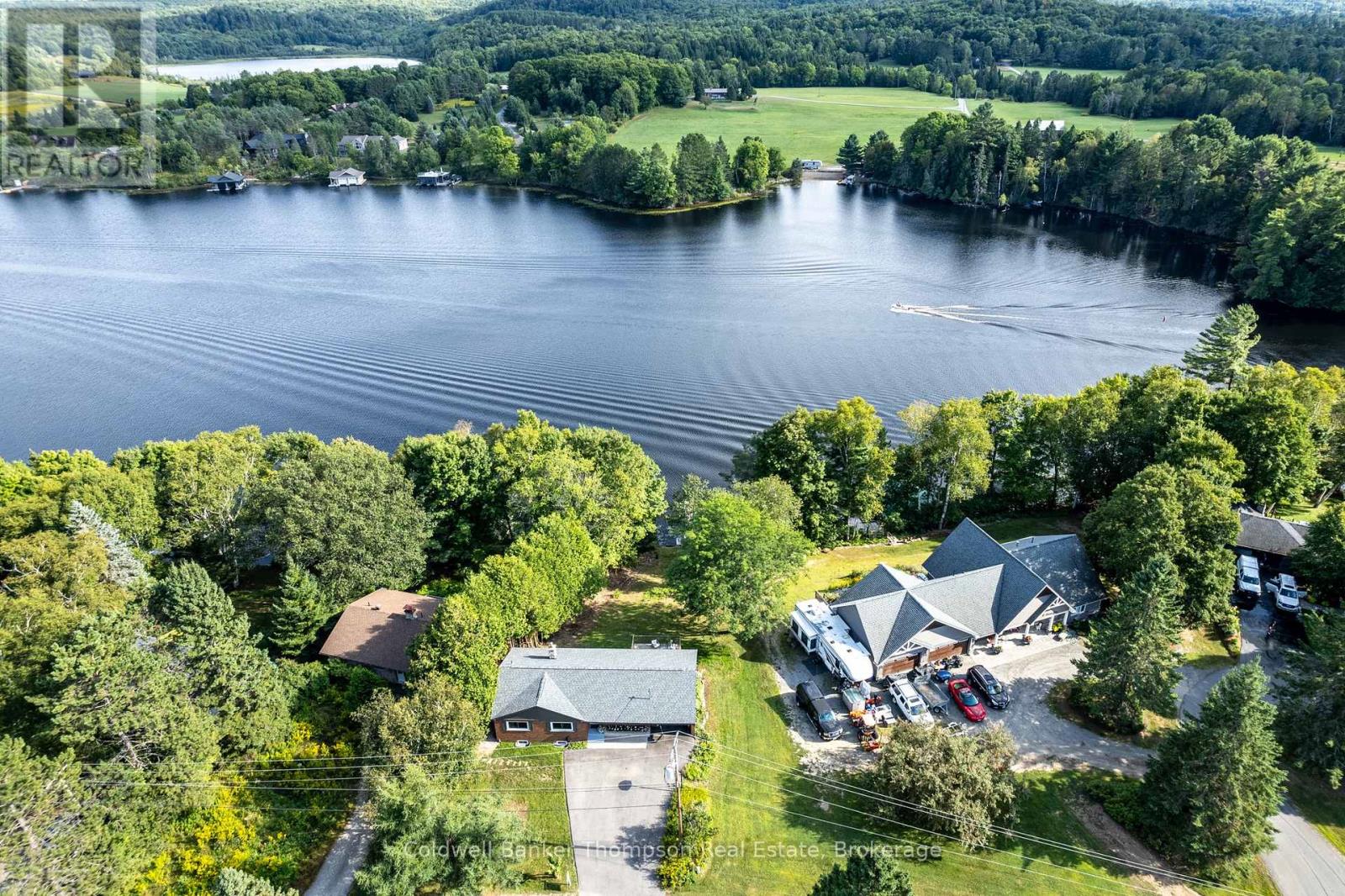 109 Riverside Drive, Huntsville, Ontario  P1H 1R6 - Photo 31 - X12361202