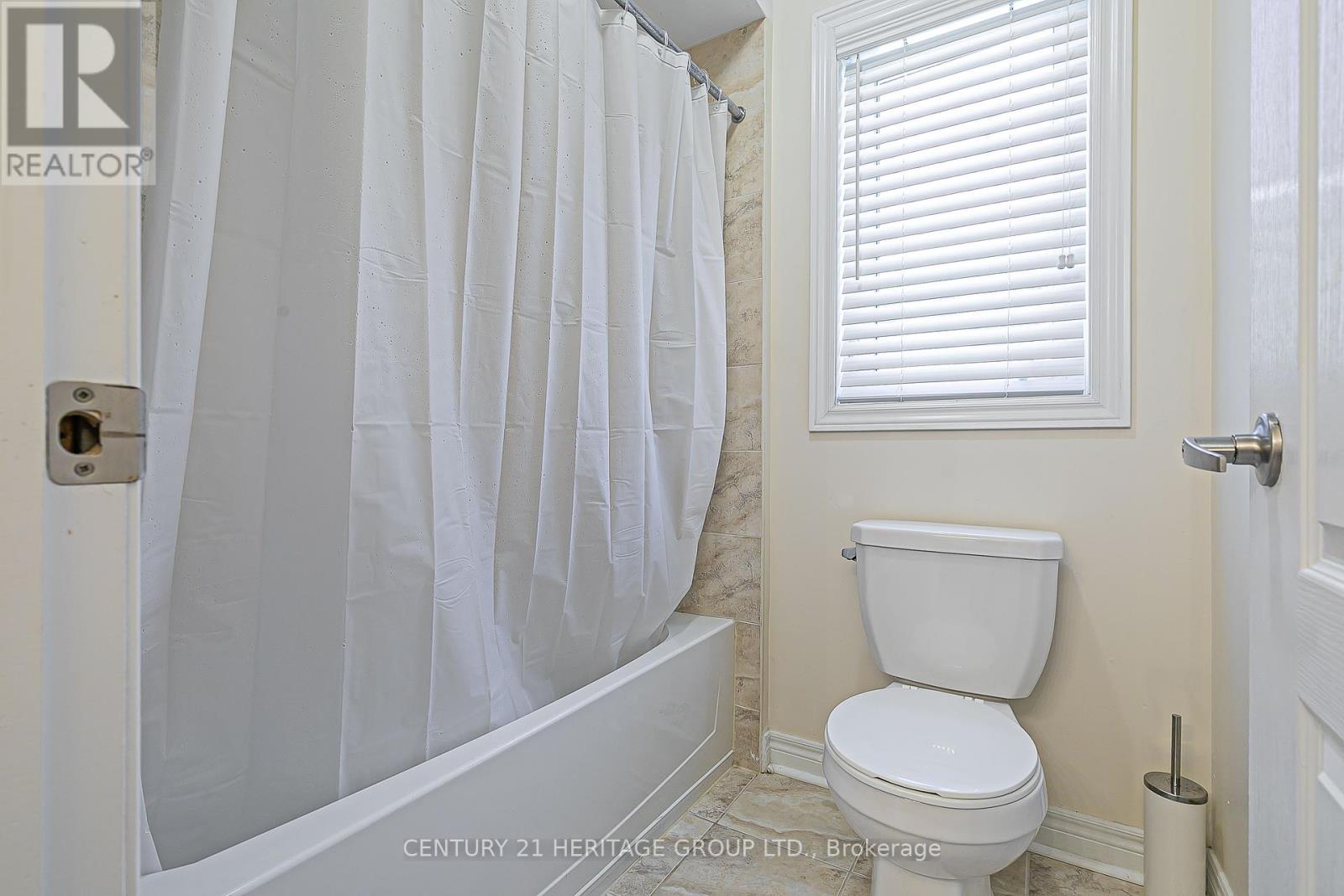 44 Madison Avenue, Richmond Hill (Oak Ridges), Ontario  L4E 2Z6 - Photo 41 - N12360187